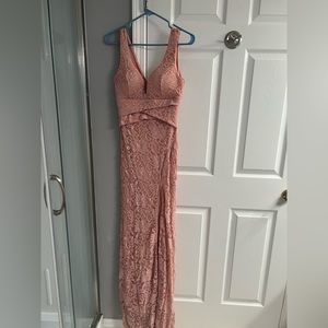Very sparkly pink prom dress